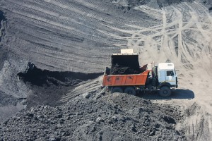 Glencore axes jobs, coal output at Australia’s mine as price collapses