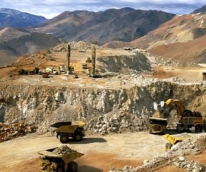 Barrick braces for up to $3 billion in writedowns