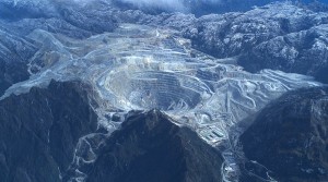 Freeport-McMoRan reports 4Q loss on metals, oil slump