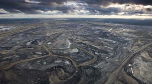 Oil prices to remain depressed until 2017 even with Canadian output coming to ‘complete standstill’ — IEA