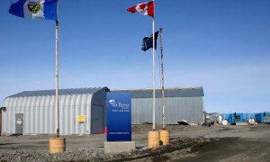 De Beers plans for Snap Lake mine challenged by locals