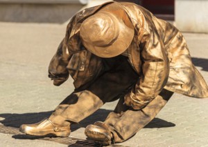 Gold price dealt 'fatal blow' by bond yield rally