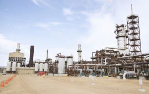 Shell speeds up exit from oil sands, selling stake in Canadian Natural Resources