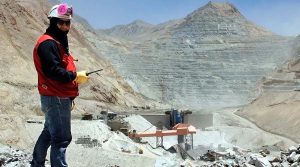 Antofagasta’s Los Pelambres copper mine workers vote to strike