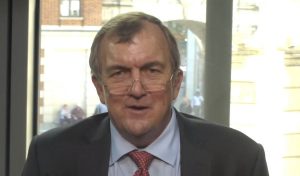 Barrick on the hunt for new mines, not deals, CEO says