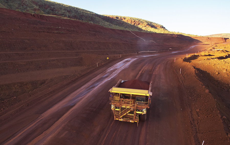 Driverless trucks are not flawless: Two crash at Fortescue mine in Australia