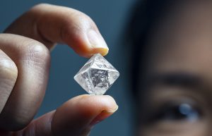 Rio finds one of largest white diamond ever at Argyle mine