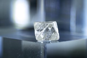 Rio finds one of largest white diamond ever at Argyle mine