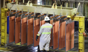 Copper price down despite tight supply