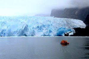 Chilean lawmakers push on with glacier protection law