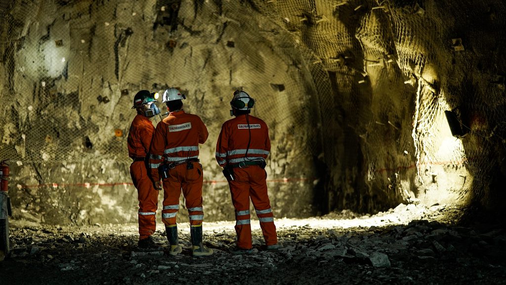 A medida que se intensifica la huelga en Chile, los precios del cobre suben