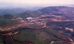 Vale disappointment keeps Rio Tinto as world's top iron producer