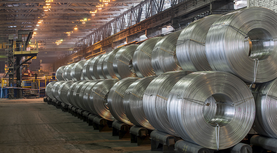 Preço do alumínio sobe após relatório UE pode sancionar metal russo - MINING.COM