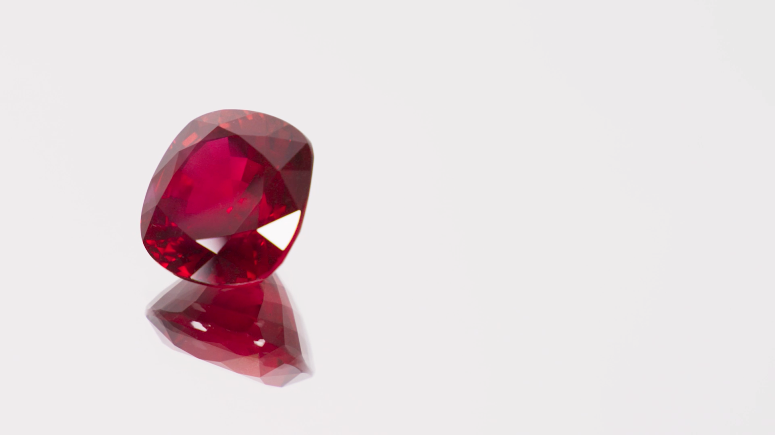 Sotheby's to auction world's largest ruby in New York in June - MINING.COM