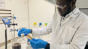 RMIT PhD researcher Ibrahim Hakeem in the lab at RMIT University