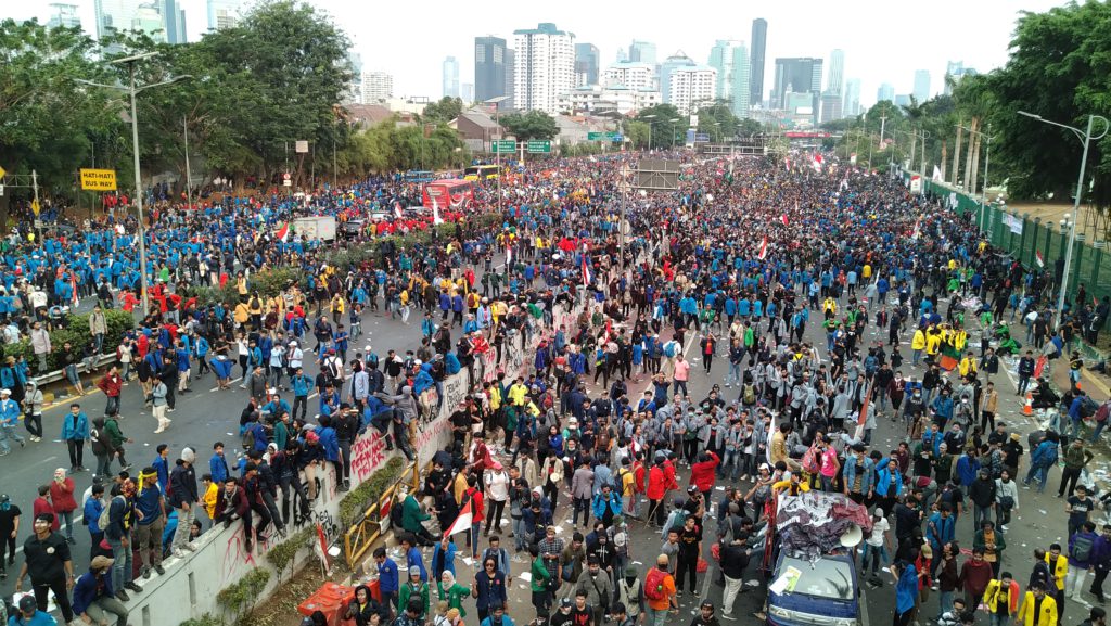 Ledakan mematikan di Indonesia membuat ambisi logam baterai menjadi sorotan menjelang pemilihan presiden