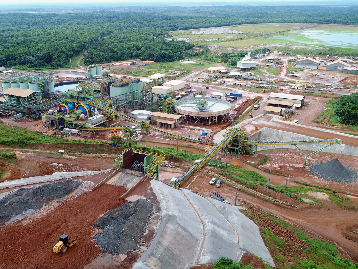Equinox closes $1B Brazil mines sale to China’s CMOC