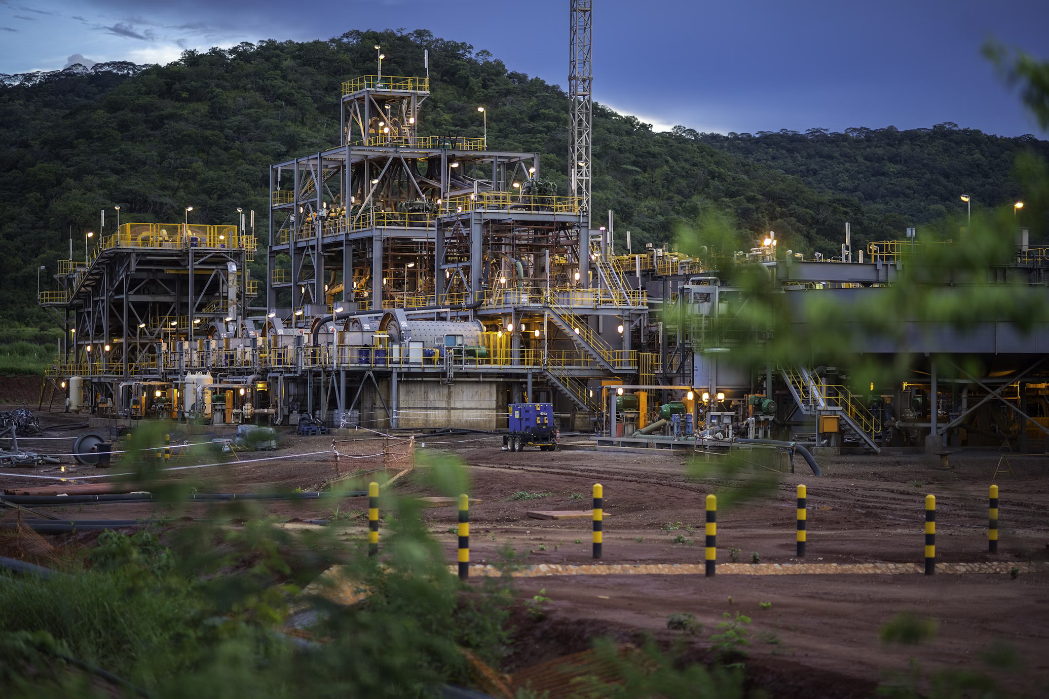 Mozambique tightens grip on mining with 15% state stake rule, local processing