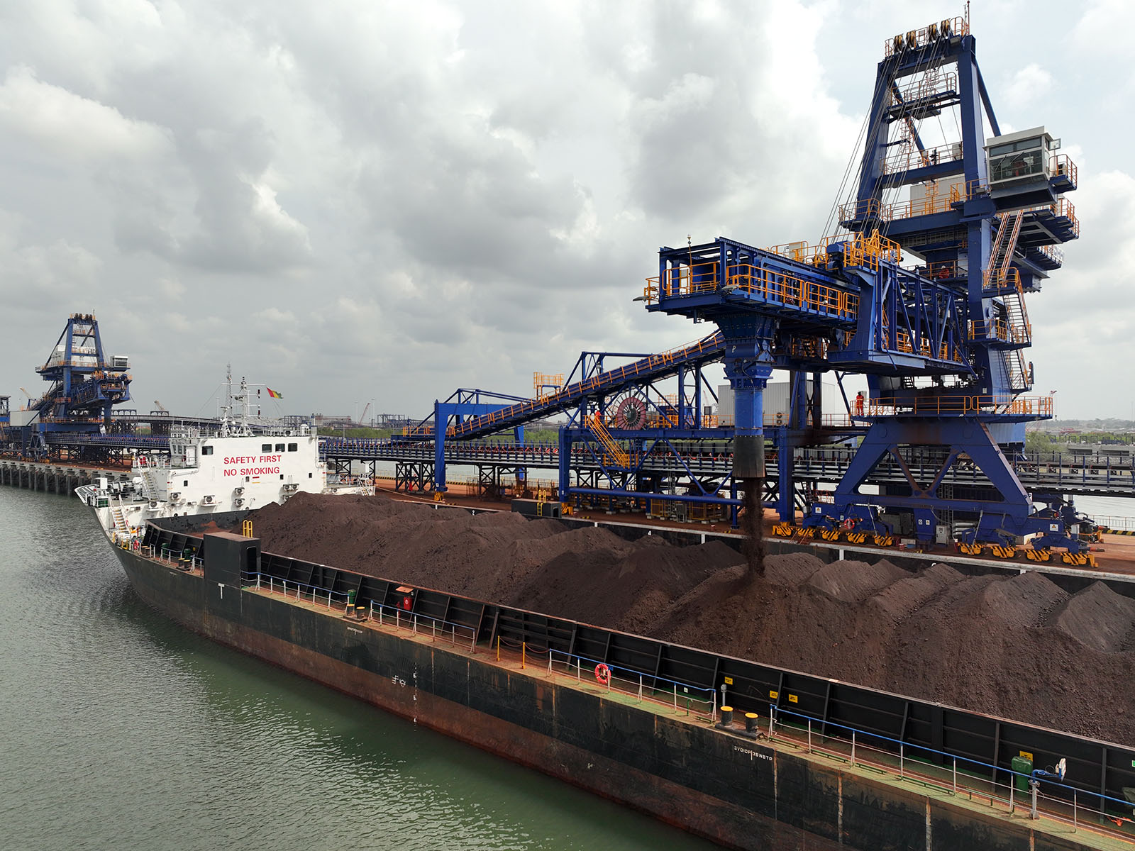 Guinea’s Simandou iron exports surge six months after first ore